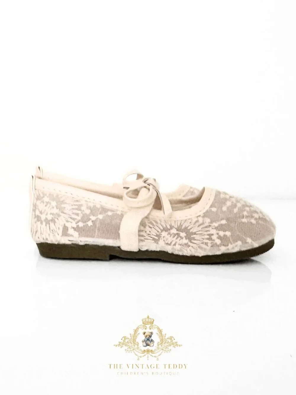 NWT Pretty Girls Embroidered Lace Flats Children's Shoes Kids Shoes Bow White 8